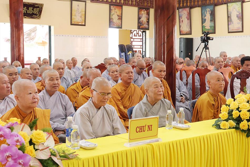 Lễ tổng khai giảng khoá an cư kiết hạ của Phật giáo Long An năm 2025 Lễ tổng khai giảng khoá an cư kiết hạ của Phật giáo Long An năm 2025