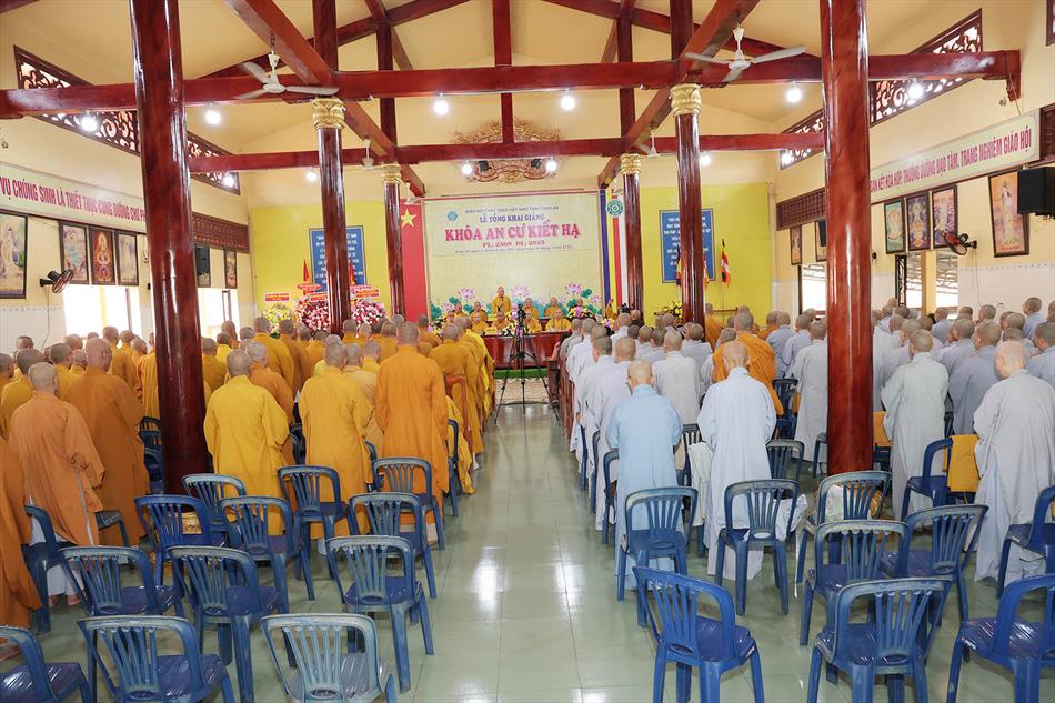 Lễ tổng khai giảng khoá an cư kiết hạ của Phật giáo Long An năm 2025 Lễ tổng khai giảng khoá an cư kiết hạ của Phật giáo Long An năm 2025