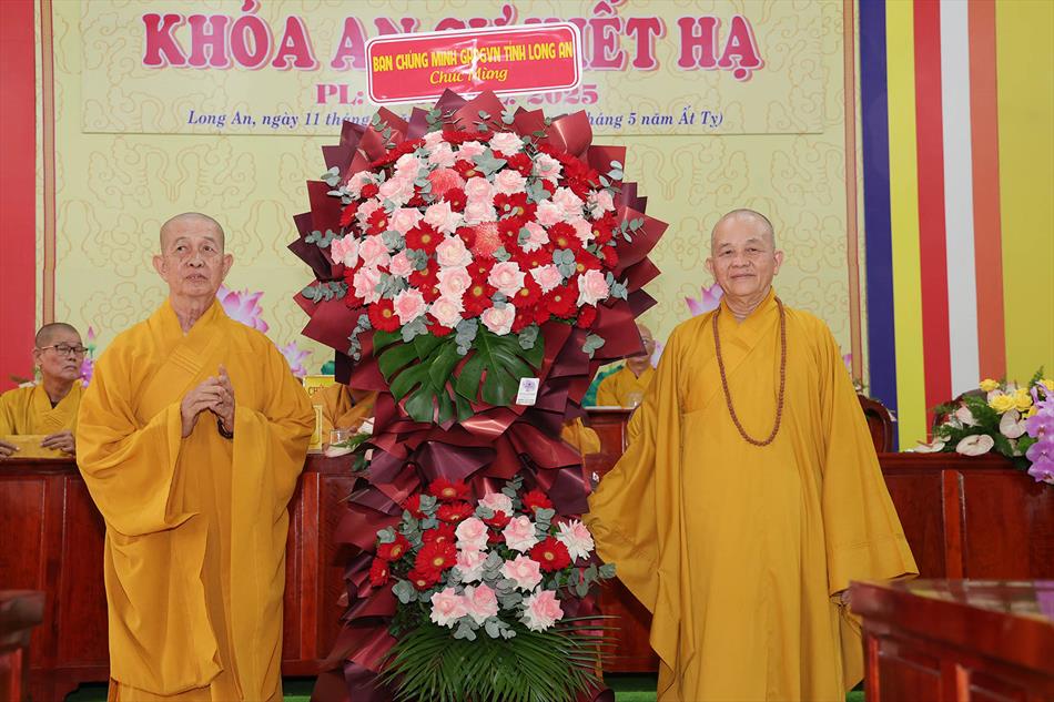 Lễ tổng khai giảng khoá an cư kiết hạ của Phật giáo Long An năm 2025 Lễ tổng khai giảng khoá an cư kiết hạ của Phật giáo Long An năm 2025