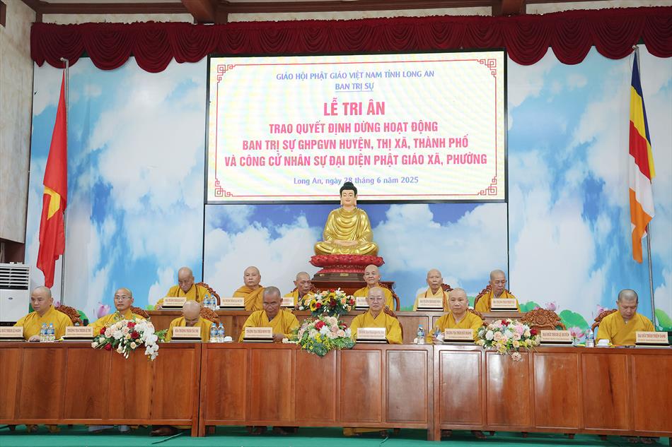 1 ĐẠI BIỂU THAM DỰ 1 ĐẠI BIỂU THAM DỰ