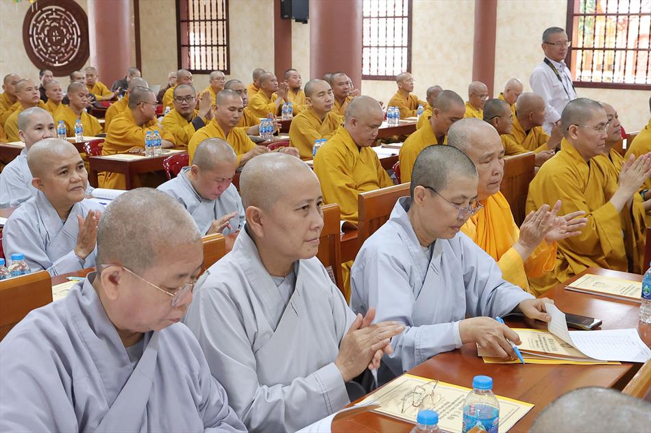 1 ĐẠI BIỂU THAM DỰ 1 ĐẠI BIỂU THAM DỰ