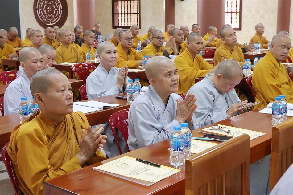 1 ĐẠI BIỂU THAM DỰ 1 ĐẠI BIỂU THAM DỰ
