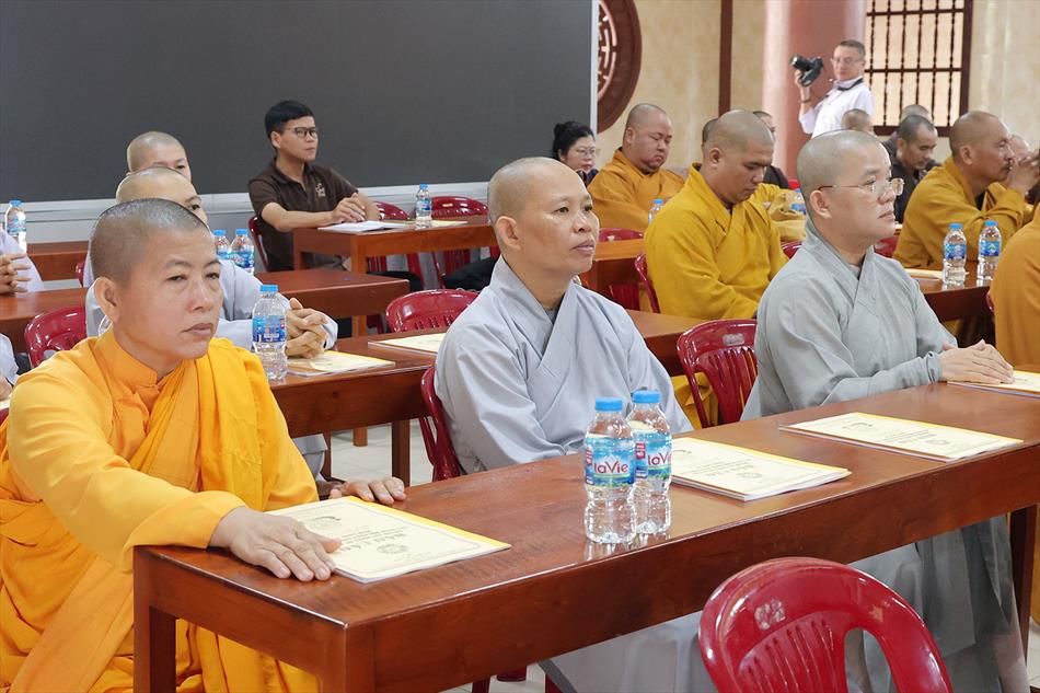 1 ĐẠI BIỂU THAM DỰ 1 ĐẠI BIỂU THAM DỰ