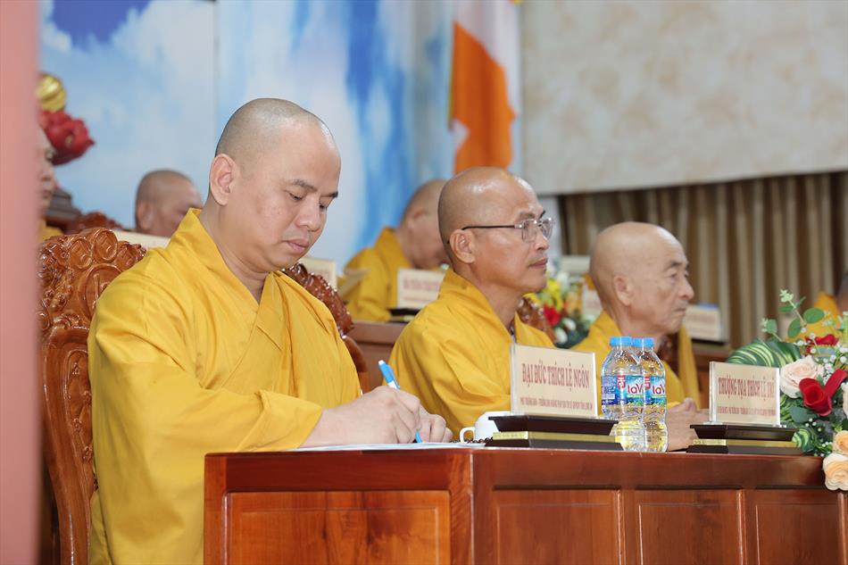 1 ĐẠI BIỂU THAM DỰ 1 ĐẠI BIỂU THAM DỰ