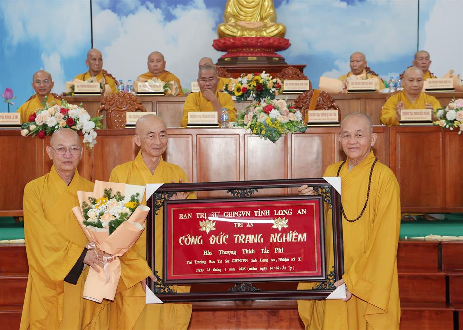 5 TẶNG KHÁNH VÀNG 5 TẶNG KHÁNH VÀNG