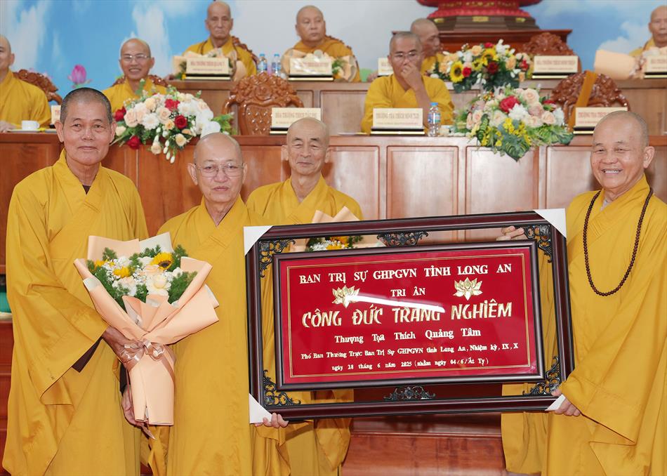 5 TẶNG KHÁNH VÀNG 5 TẶNG KHÁNH VÀNG
