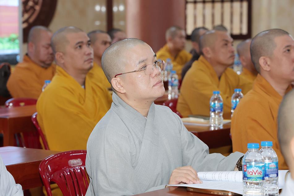 1 ĐẠI BIỂU THAM DỰ 1 ĐẠI BIỂU THAM DỰ