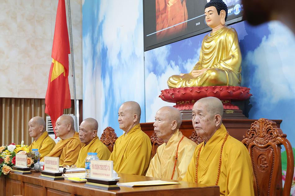 1 ĐẠI BIỂU THAM DỰ 1 ĐẠI BIỂU THAM DỰ
