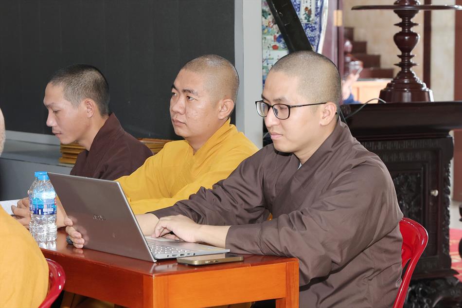 1 ĐẠI BIỂU THAM DỰ 1 ĐẠI BIỂU THAM DỰ