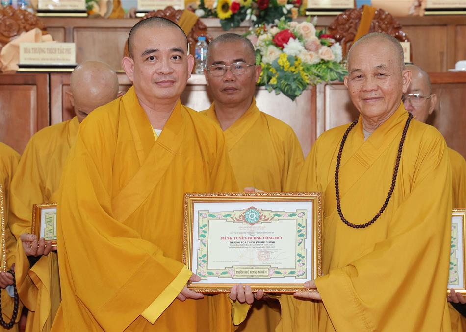 7 TẶNG BẰNG TUYÊN DƯƠNG CÔNG ĐỨC 7 TẶNG BẰNG TUYÊN DƯƠNG CÔNG ĐỨC