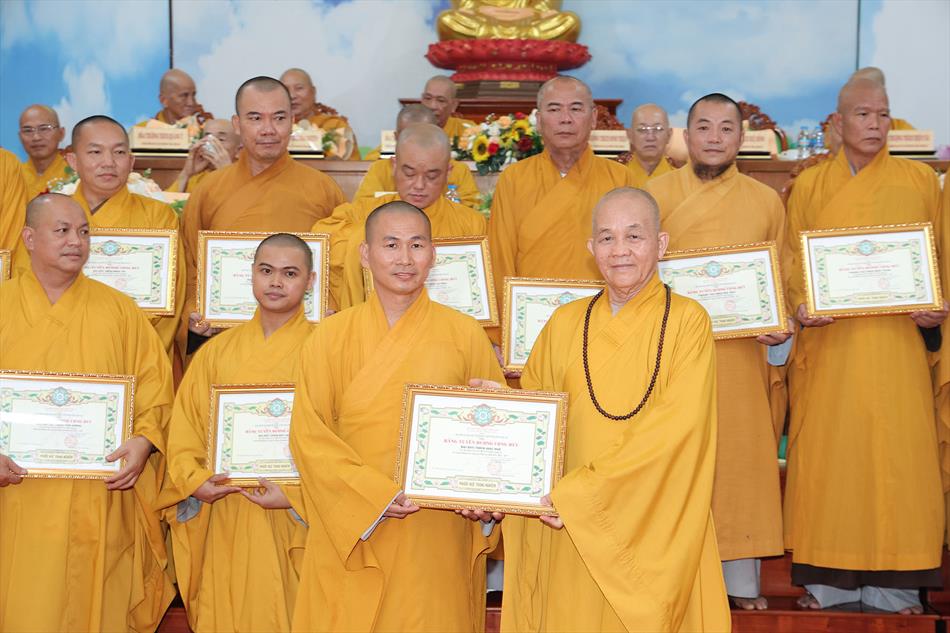 7 TẶNG BẰNG TUYÊN DƯƠNG CÔNG ĐỨC 7 TẶNG BẰNG TUYÊN DƯƠNG CÔNG ĐỨC
