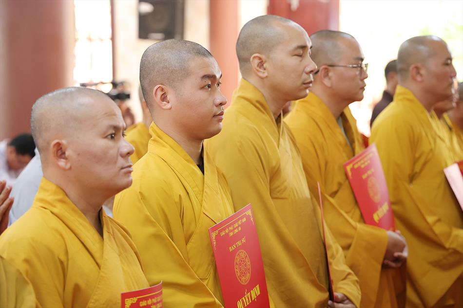 4 QUANG CẢNH 4 QUANG CẢNH