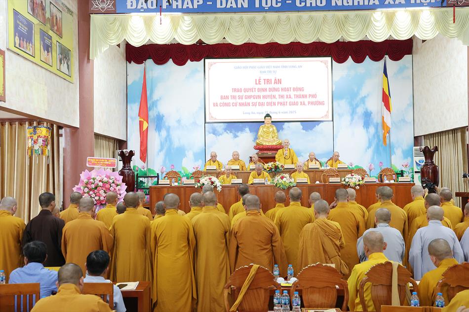 4 QUANG CẢNH 4 QUANG CẢNH