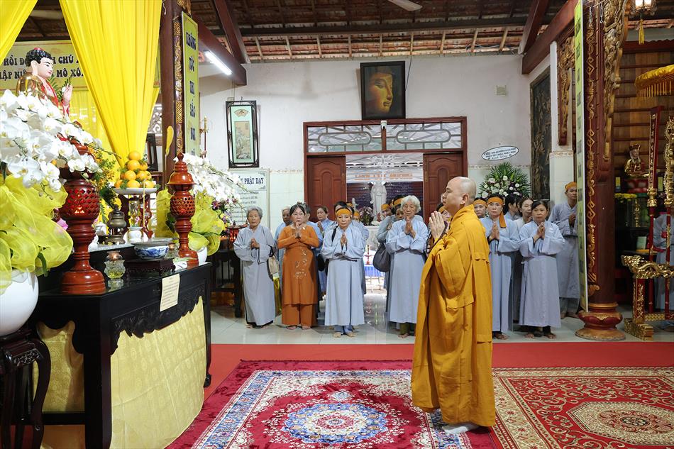 3 THẦY LỆ NGÔN VIẾNG TANG 3 THẦY LỆ NGÔN VIẾNG TANG