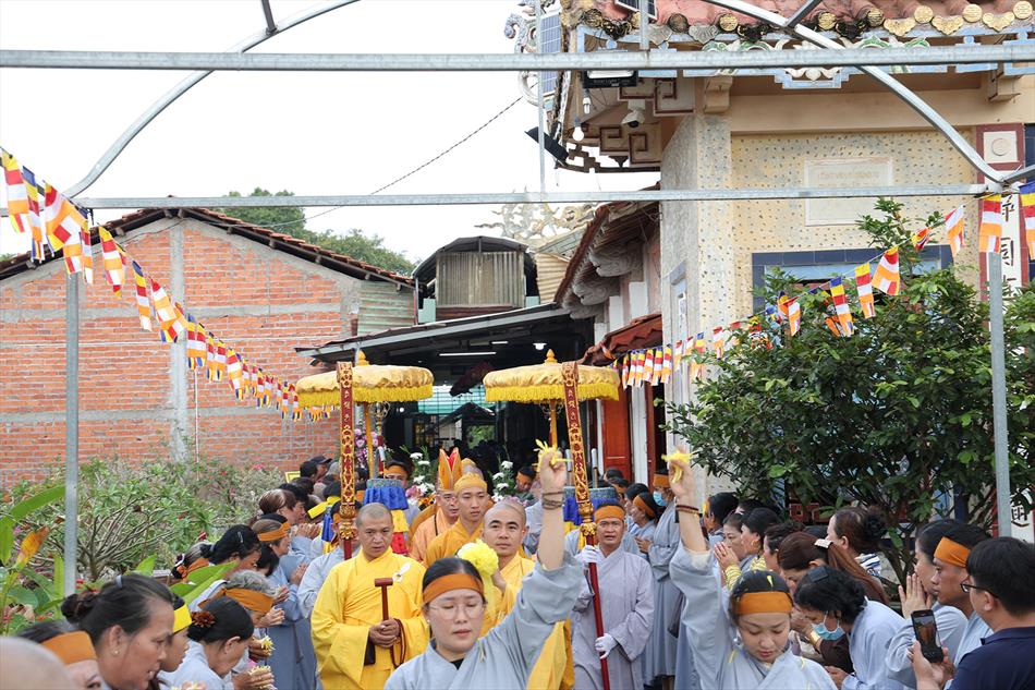 2 DI QUAN VÀ TRÀ TỲ 2 DI QUAN VÀ TRÀ TỲ