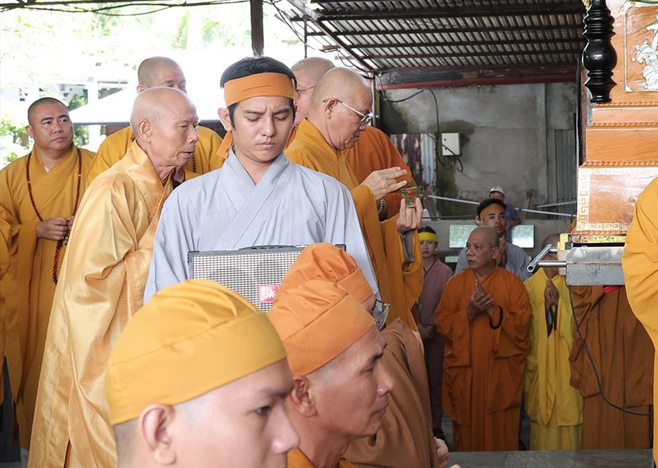 2 DI QUAN VÀ TRÀ TỲ 2 DI QUAN VÀ TRÀ TỲ