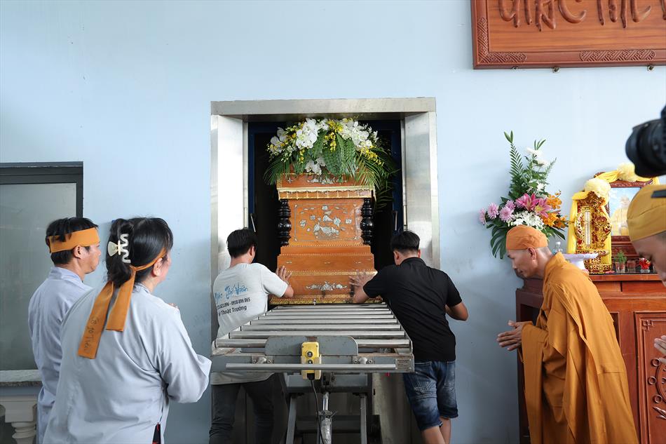 2 DI QUAN VÀ TRÀ TỲ 2 DI QUAN VÀ TRÀ TỲ