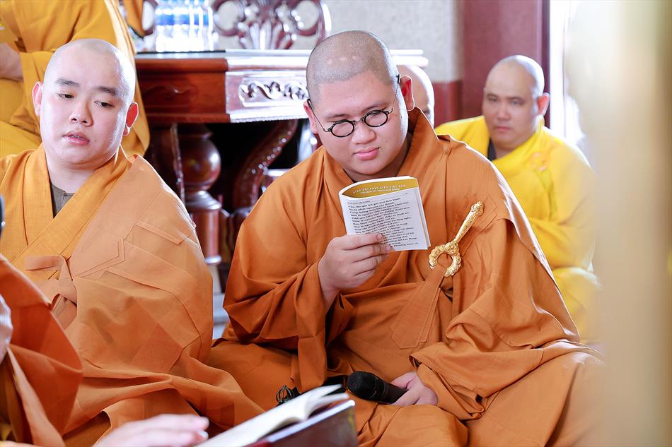 1 NGHI THỨC TỤNG KINH 1 NGHI THỨC TỤNG KINH