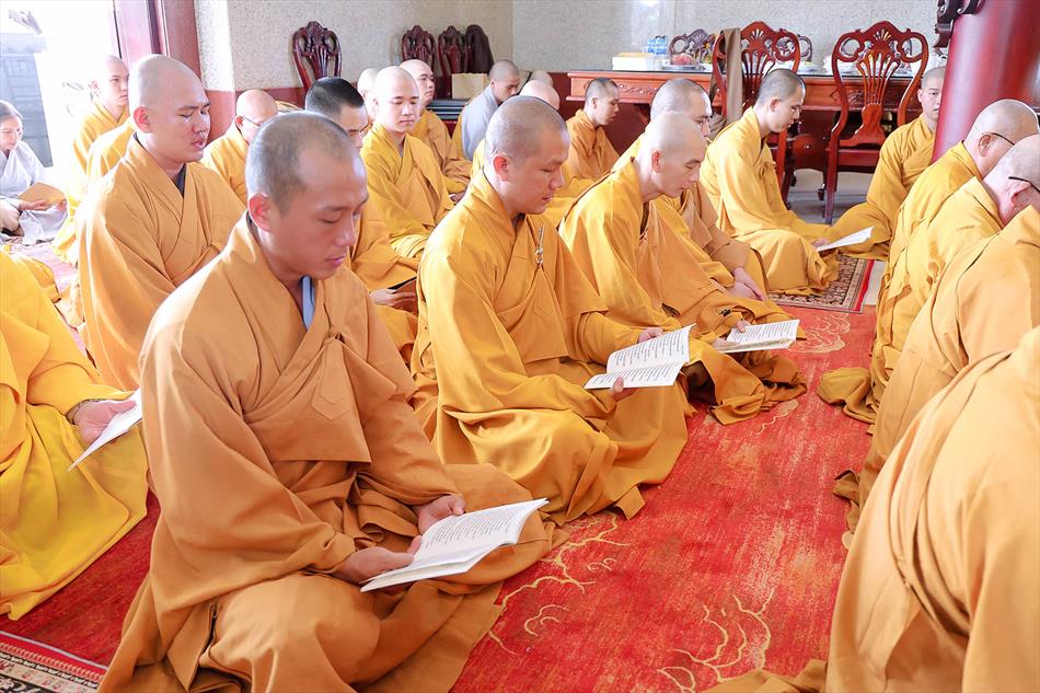 1 NGHI THỨC TỤNG KINH 1 NGHI THỨC TỤNG KINH