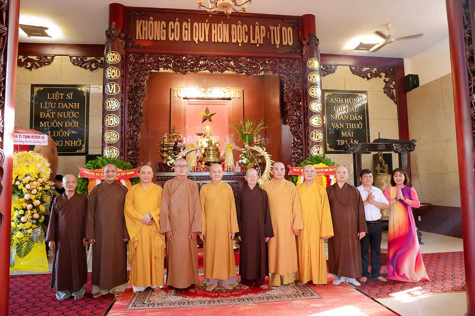 1 NGHI THỨC TỤNG KINH 1 NGHI THỨC TỤNG KINH