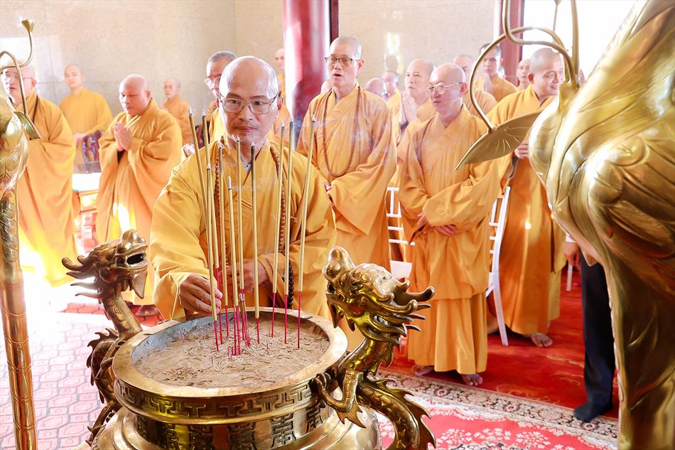 3 LỄ TƯỞNG NIỆM 3 LỄ TƯỞNG NIỆM