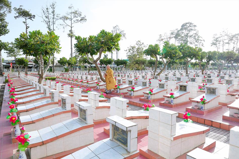 5 LÒNG THÀNH TƯỞNG NHỚ 5 LÒNG THÀNH TƯỞNG NHỚ