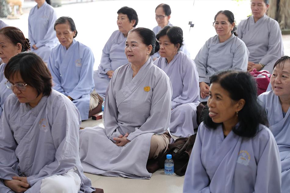 MỘT NGÀY TU TẬP THIỀN CHÁNH NIỆM TẠI CHÙA ÂN THỌ MỘT NGÀY TU TẬP THIỀN CHÁNH NIỆM TẠI CHÙA ÂN THỌ