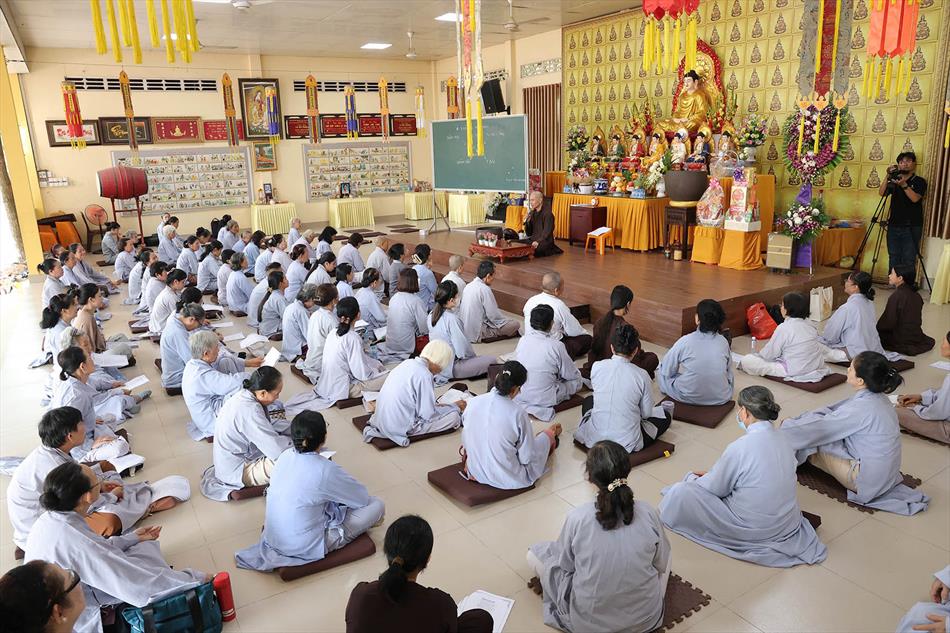MỘT NGÀY TU TẬP THIỀN CHÁNH NIỆM TẠI CHÙA ÂN THỌ MỘT NGÀY TU TẬP THIỀN CHÁNH NIỆM TẠI CHÙA ÂN THỌ