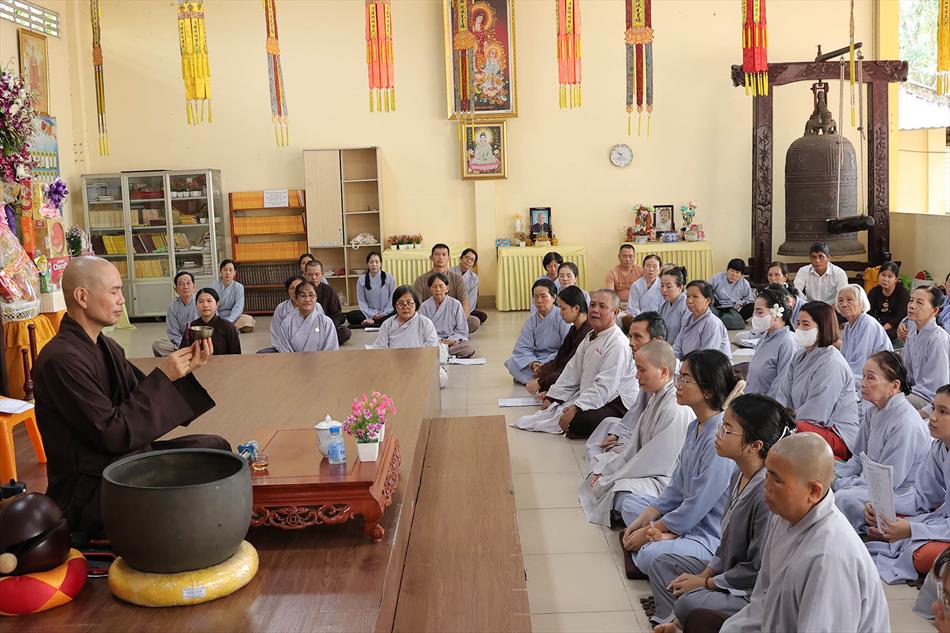 MỘT NGÀY TU TẬP THIỀN CHÁNH NIỆM TẠI CHÙA ÂN THỌ MỘT NGÀY TU TẬP THIỀN CHÁNH NIỆM TẠI CHÙA ÂN THỌ