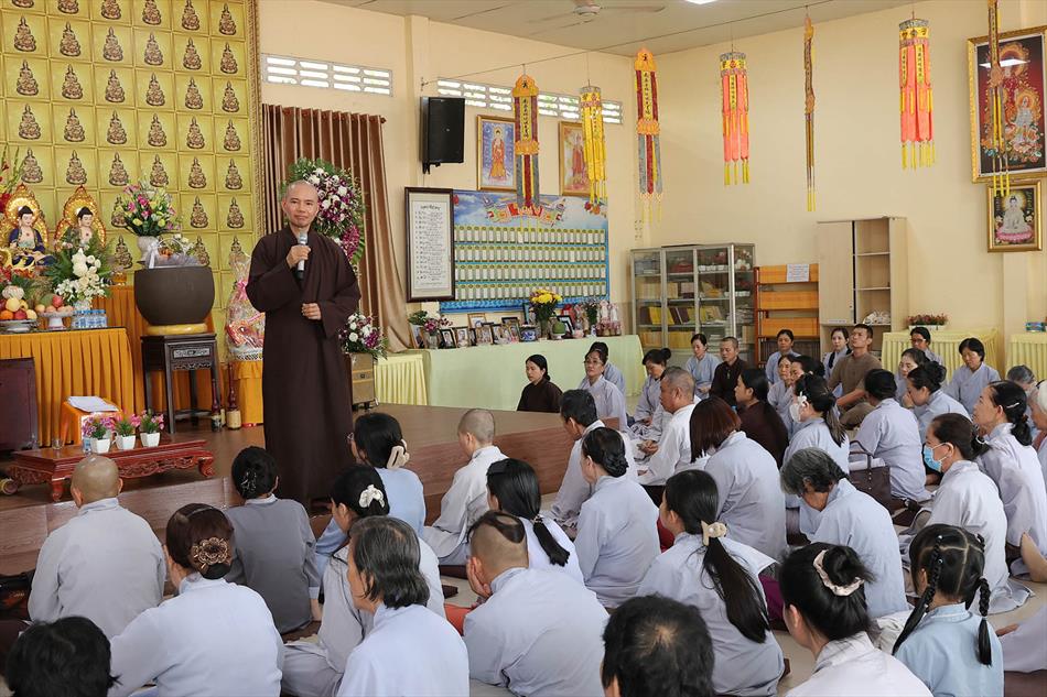 MỘT NGÀY TU TẬP THIỀN CHÁNH NIỆM TẠI CHÙA ÂN THỌ MỘT NGÀY TU TẬP THIỀN CHÁNH NIỆM TẠI CHÙA ÂN THỌ