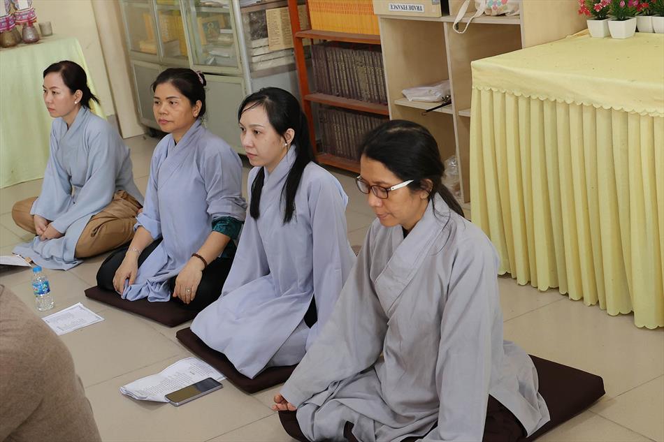 MỘT NGÀY TU TẬP THIỀN CHÁNH NIỆM TẠI CHÙA ÂN THỌ MỘT NGÀY TU TẬP THIỀN CHÁNH NIỆM TẠI CHÙA ÂN THỌ