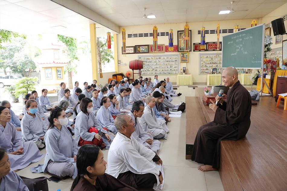 MỘT NGÀY TU TẬP THIỀN CHÁNH NIỆM TẠI CHÙA ÂN THỌ MỘT NGÀY TU TẬP THIỀN CHÁNH NIỆM TẠI CHÙA ÂN THỌ