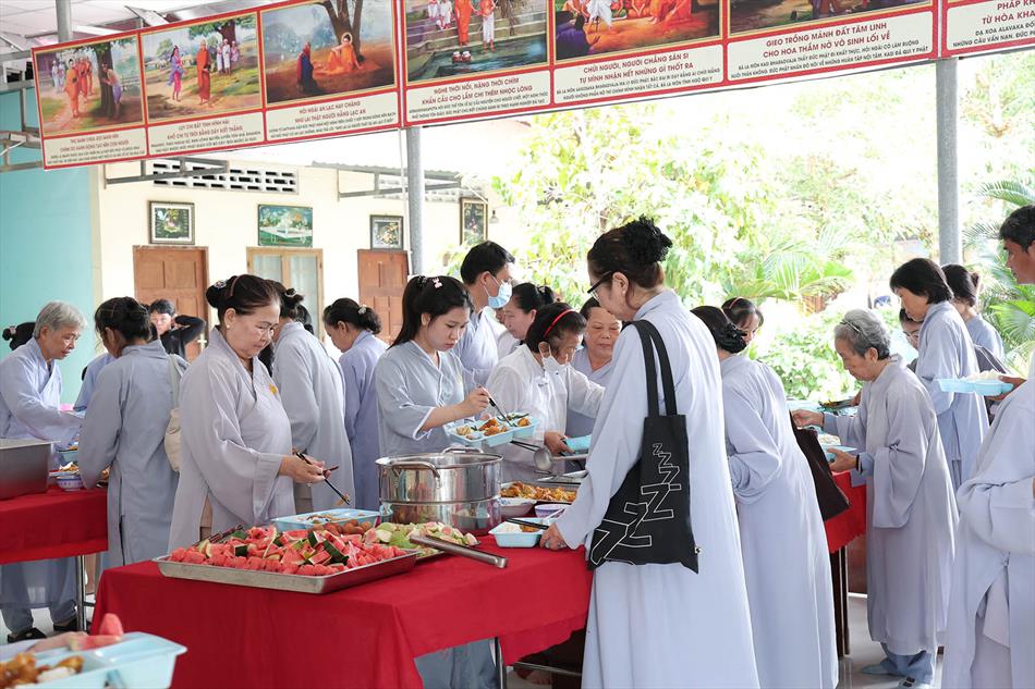 MỘT NGÀY TU TẬP THIỀN CHÁNH NIỆM TẠI CHÙA ÂN THỌ MỘT NGÀY TU TẬP THIỀN CHÁNH NIỆM TẠI CHÙA ÂN THỌ