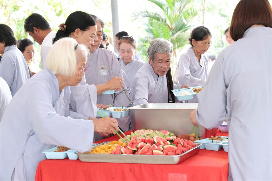 MỘT NGÀY TU TẬP THIỀN CHÁNH NIỆM TẠI CHÙA ÂN THỌ MỘT NGÀY TU TẬP THIỀN CHÁNH NIỆM TẠI CHÙA ÂN THỌ