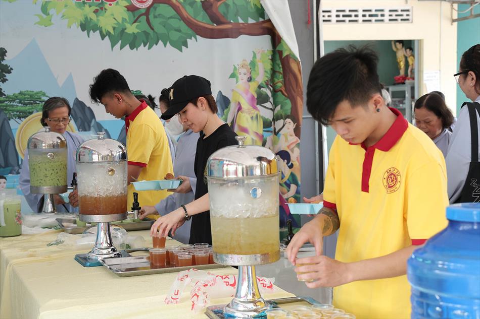 MỘT NGÀY TU TẬP THIỀN CHÁNH NIỆM TẠI CHÙA ÂN THỌ MỘT NGÀY TU TẬP THIỀN CHÁNH NIỆM TẠI CHÙA ÂN THỌ