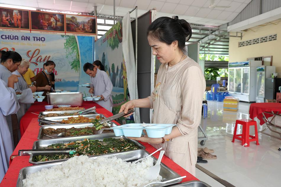 MỘT NGÀY TU TẬP THIỀN CHÁNH NIỆM TẠI CHÙA ÂN THỌ MỘT NGÀY TU TẬP THIỀN CHÁNH NIỆM TẠI CHÙA ÂN THỌ