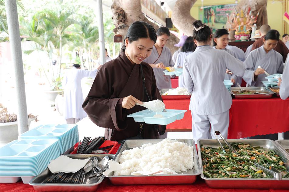 MỘT NGÀY TU TẬP THIỀN CHÁNH NIỆM TẠI CHÙA ÂN THỌ MỘT NGÀY TU TẬP THIỀN CHÁNH NIỆM TẠI CHÙA ÂN THỌ