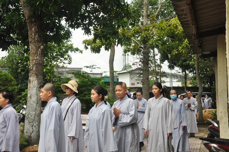 MỘT NGÀY TU TẬP THIỀN CHÁNH NIỆM TẠI CHÙA ÂN THỌ MỘT NGÀY TU TẬP THIỀN CHÁNH NIỆM TẠI CHÙA ÂN THỌ