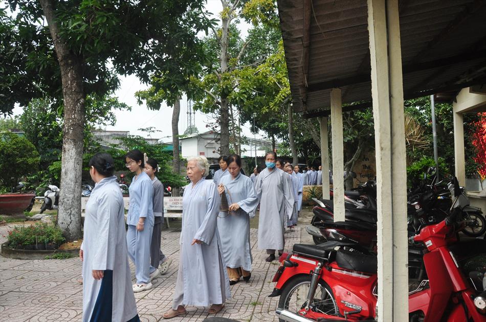 MỘT NGÀY TU TẬP THIỀN CHÁNH NIỆM TẠI CHÙA ÂN THỌ MỘT NGÀY TU TẬP THIỀN CHÁNH NIỆM TẠI CHÙA ÂN THỌ