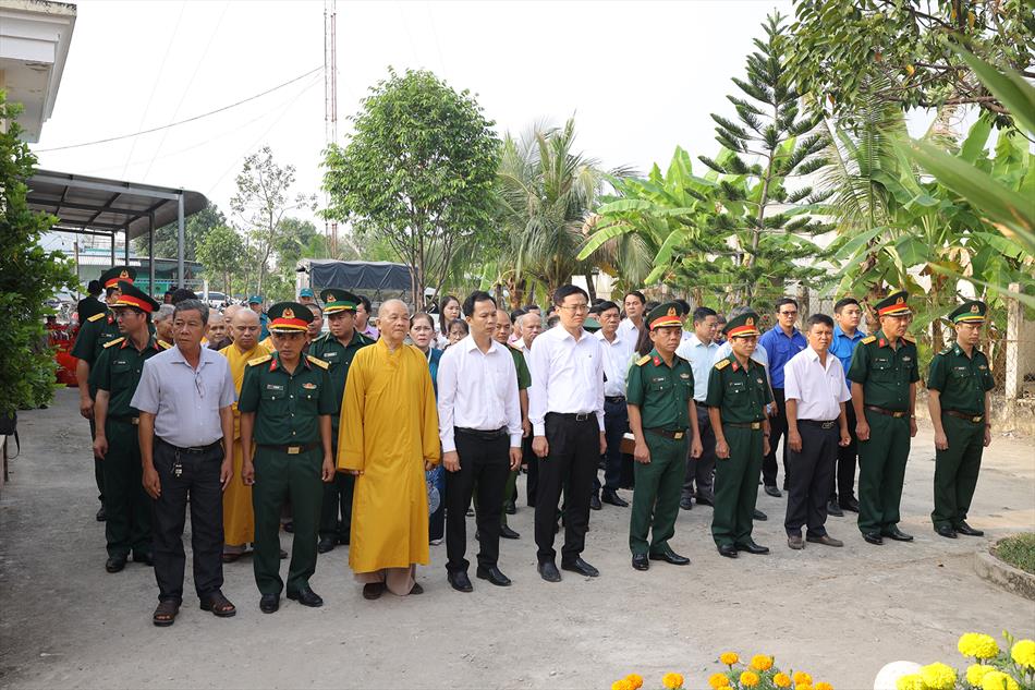 MÙA XUÂN ĐONG ĐẦY YÊU THƯƠNG NƠI BIÊN GIỚI MÙA XUÂN ĐONG ĐẦY YÊU THƯƠNG NƠI BIÊN GIỚI