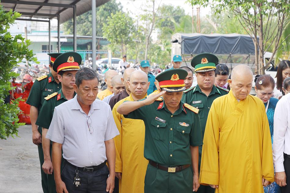 MÙA XUÂN ĐONG ĐẦY YÊU THƯƠNG NƠI BIÊN GIỚI MÙA XUÂN ĐONG ĐẦY YÊU THƯƠNG NƠI BIÊN GIỚI