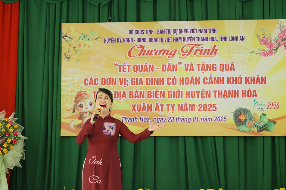 MÙA XUÂN ĐONG ĐẦY YÊU THƯƠNG NƠI BIÊN GIỚI MÙA XUÂN ĐONG ĐẦY YÊU THƯƠNG NƠI BIÊN GIỚI