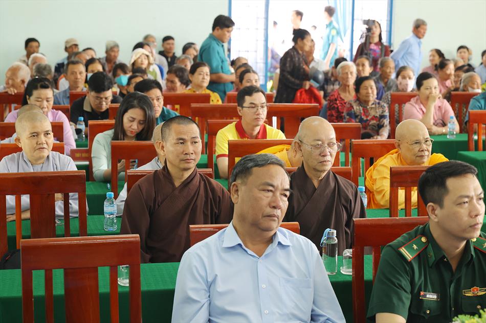 MÙA XUÂN ĐONG ĐẦY YÊU THƯƠNG NƠI BIÊN GIỚI MÙA XUÂN ĐONG ĐẦY YÊU THƯƠNG NƠI BIÊN GIỚI