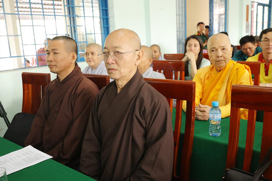MÙA XUÂN ĐONG ĐẦY YÊU THƯƠNG NƠI BIÊN GIỚI MÙA XUÂN ĐONG ĐẦY YÊU THƯƠNG NƠI BIÊN GIỚI