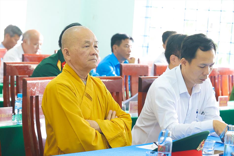 MÙA XUÂN ĐONG ĐẦY YÊU THƯƠNG NƠI BIÊN GIỚI MÙA XUÂN ĐONG ĐẦY YÊU THƯƠNG NƠI BIÊN GIỚI