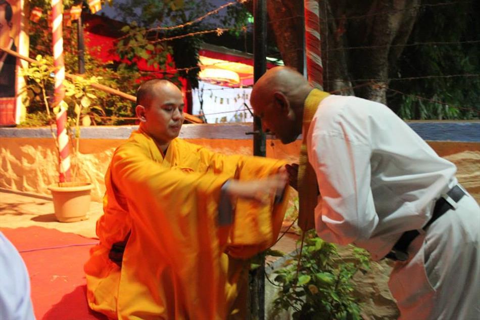 Mừng Phật đản: xuất gia gieo duyên 15 ngày