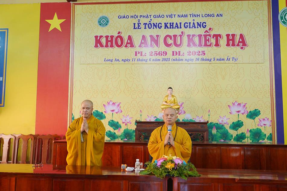 PHÁP THOẠI TẠI TỔ ĐÌNH KIM CANG: “VAI TRÒ HỘ PHÁP, HỘ ĐẠO CỦA NGƯỜI PHẬT TỬ TRONG THỜI ĐẠI MỚI” PHÁP THOẠI TẠI TỔ ĐÌNH KIM CANG: “VAI TRÒ HỘ PHÁP, HỘ ĐẠO CỦA NGƯỜI PHẬT TỬ TRONG THỜI ĐẠI MỚI”