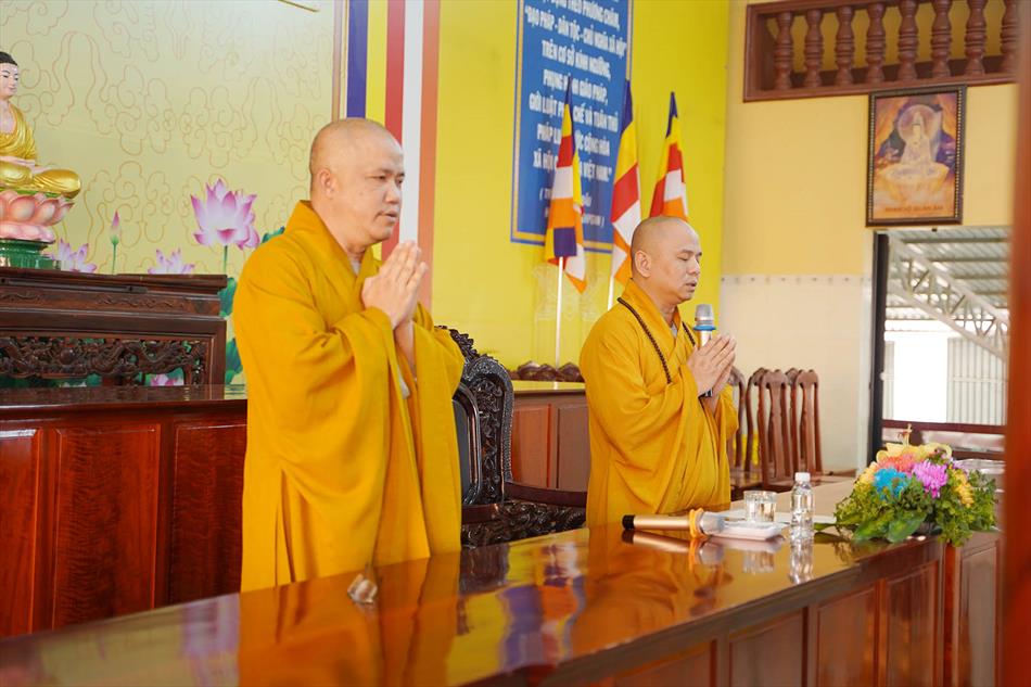 PHÁP THOẠI TẠI TỔ ĐÌNH KIM CANG: “VAI TRÒ HỘ PHÁP, HỘ ĐẠO CỦA NGƯỜI PHẬT TỬ TRONG THỜI ĐẠI MỚI” PHÁP THOẠI TẠI TỔ ĐÌNH KIM CANG: “VAI TRÒ HỘ PHÁP, HỘ ĐẠO CỦA NGƯỜI PHẬT TỬ TRONG THỜI ĐẠI MỚI”