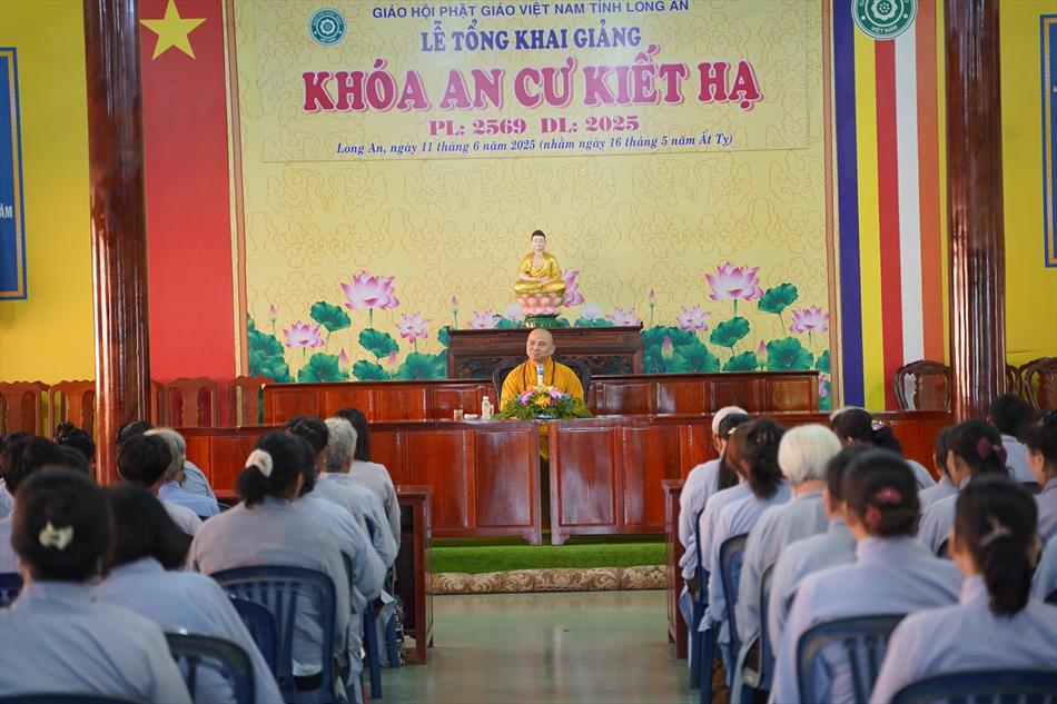 PHÁP THOẠI TẠI TỔ ĐÌNH KIM CANG: “VAI TRÒ HỘ PHÁP, HỘ ĐẠO CỦA NGƯỜI PHẬT TỬ TRONG THỜI ĐẠI MỚI” PHÁP THOẠI TẠI TỔ ĐÌNH KIM CANG: “VAI TRÒ HỘ PHÁP, HỘ ĐẠO CỦA NGƯỜI PHẬT TỬ TRONG THỜI ĐẠI MỚI”