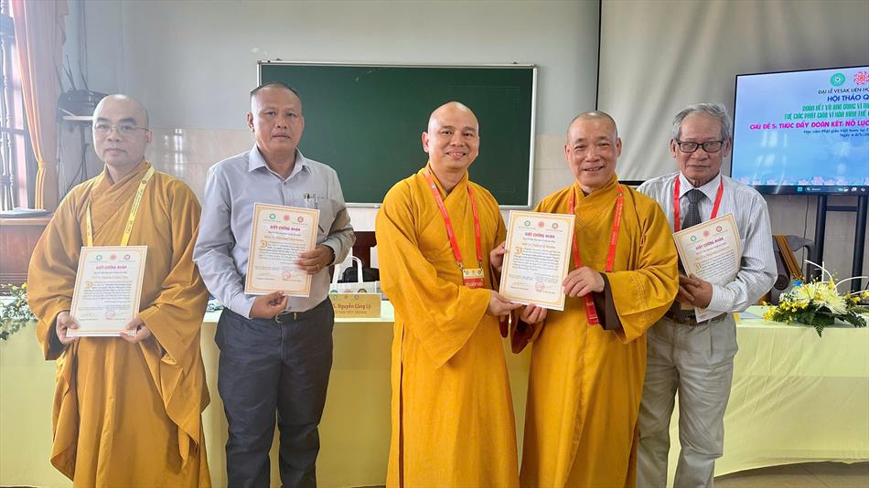 PHIÊN HỘI THẢO CHỦ ĐỀ 5, DIỄN ĐÀN 2: THÚC ĐẨY ĐOÀN KẾT – NỖ LỰC HỢP TÁC VÌ HOÀ BÌNH TOÀN CẦU PHIÊN HỘI THẢO CHỦ ĐỀ 5, DIỄN ĐÀN 2: THÚC ĐẨY ĐOÀN KẾT – NỖ LỰC HỢP TÁC VÌ HOÀ BÌNH TOÀN CẦU